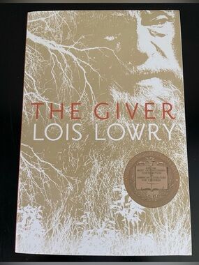 Brand New ~ The Giver by Lois Lowry (2014, Paperback) ~ Unused NWT